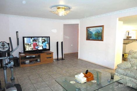 Property photo of 18 Gunning Close Prestons NSW 2170