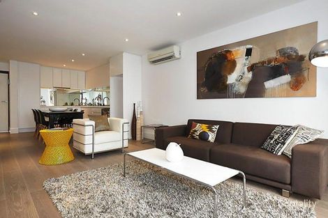 Property photo of 2/54A-54B Marine Parade Abbotsford VIC 3067