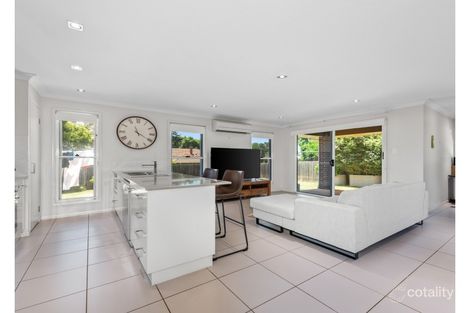 Property photo of 2/12 McDowall Street Newtown QLD 4350