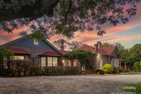 52 Lynches Rd, Armidale, NSW 2350