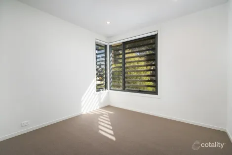 Property photo of 1 Cresbrook Lane Ivanhoe VIC 3079