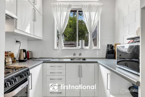 Property photo of 2/99 Cleeland Street Dandenong VIC 3175