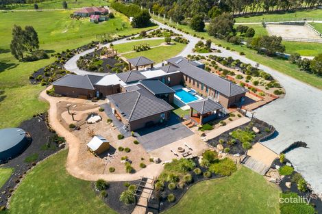 Property photo of 29 Bellbird Close Pakenham VIC 3810