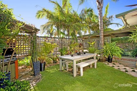Property photo of 18 Seaview Avenue Curl Curl NSW 2096