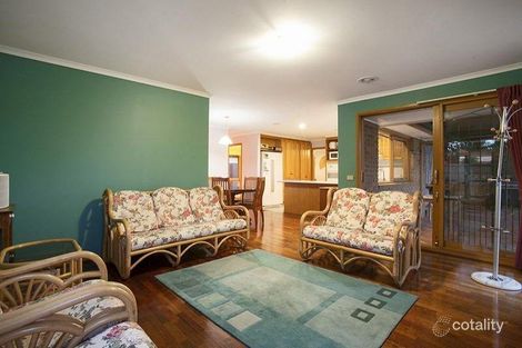 Property photo of 2 Dequin Court Werribee VIC 3030