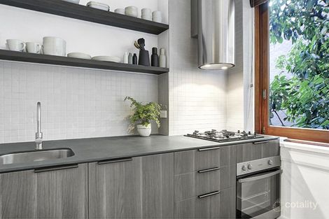 Property photo of 17/20-22 Springfield Avenue Potts Point NSW 2011
