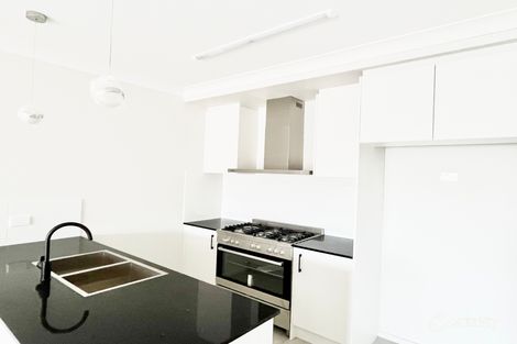 Property photo of 10 Luks Way Batehaven NSW 2536
