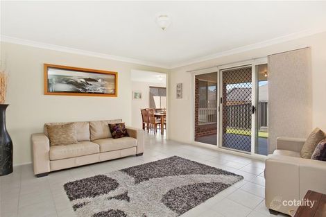Property photo of 28 Ripon Way Macquarie Hills NSW 2285