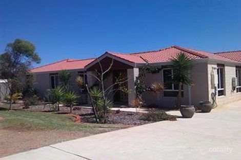 Property photo of 1 Tamarisk Way Woorree WA 6530