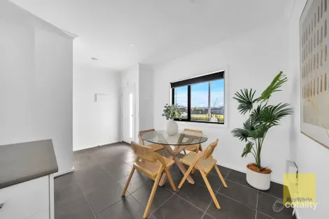 Property photo of 4 Chive Walk Tarneit VIC 3029