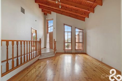 Property photo of 23 Friendship Avenue Mill Park VIC 3082