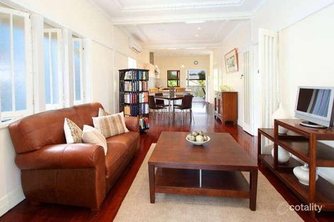 Property photo of 38 Kent Road Wooloowin QLD 4030