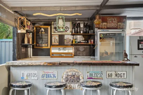 136 Blackadder Rd, Swan View, WA 6056