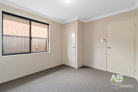 Property photo of 44 Vancouver Parade Wanneroo WA 6065