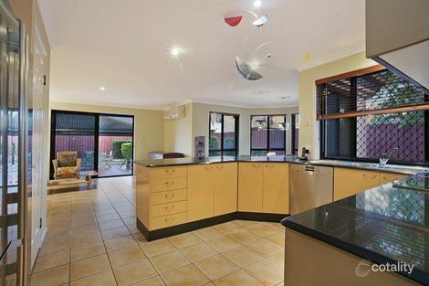 Property photo of 12 Joseph Place Sinnamon Park QLD 4073