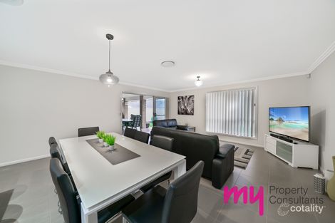 Property photo of 8 Alchornea Circuit Mount Annan NSW 2567