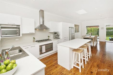 Property photo of 32 Rickard Road North Narrabeen NSW 2101