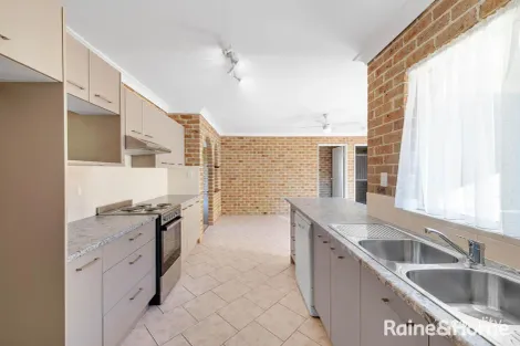 Property photo of 2/2 Flanagan Court Worrigee NSW 2540
