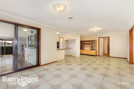 Property photo of 19 Centenary Court Kings Park VIC 3021