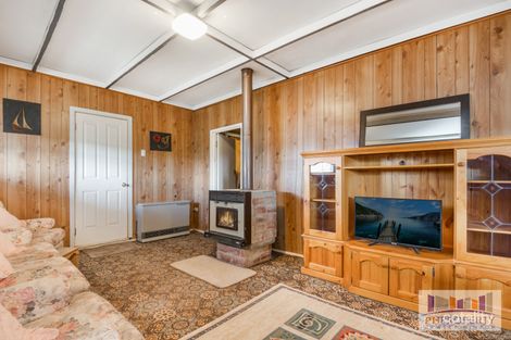Property photo of 16 McCormacks Road Eaglehawk VIC 3556