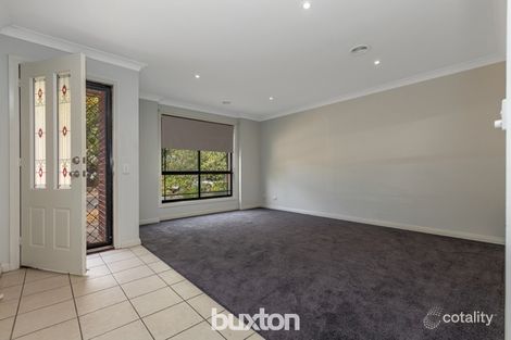 Property photo of 13 Parbury Avenue Lake Gardens VIC 3355