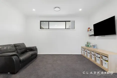 Property photo of 35 Grand Parade Rutherford NSW 2320