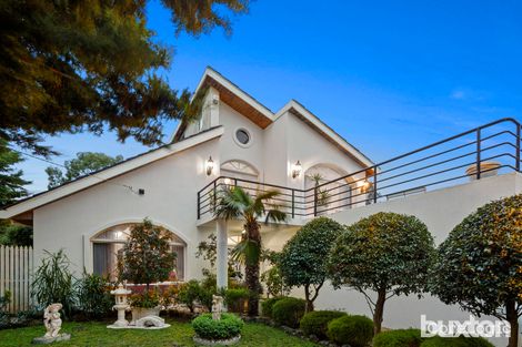 Property photo of 18 Tatyoon Close Aspendale Gardens VIC 3195