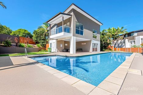 Property photo of 2/17 Great Southern Drive Robina QLD 4226