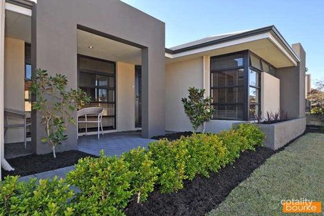 Property photo of 9 Randwick Bend Harrisdale WA 6112