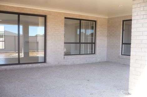 Property photo of 5 Sommerfeld Crescent Chinchilla QLD 4413