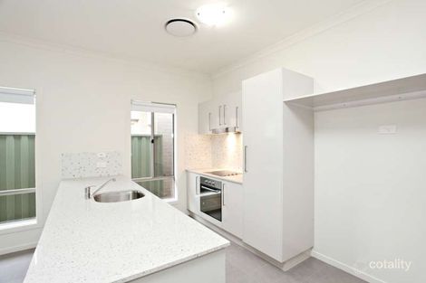 Property photo of 31 Stable Street Pakenham VIC 3810