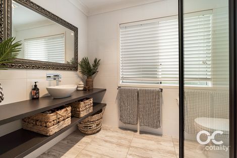 Property photo of 17 Waratah Avenue Orange NSW 2800