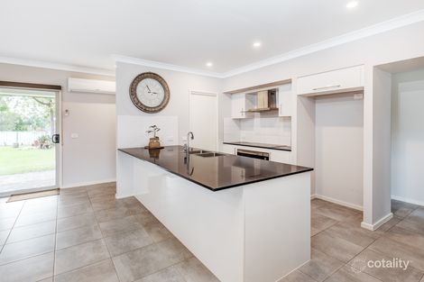 Property photo of 240 Paterson Road Bolwarra Heights NSW 2320