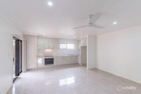 16 Robert St, Bundaberg South, QLD 4670