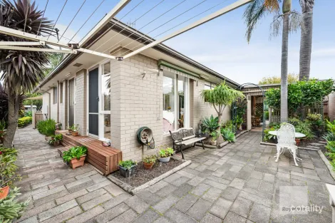 Property photo of 7 Power Close Gladstone Park VIC 3043
