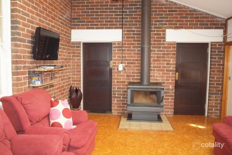 Property photo of 153-155 Loftus Street Temora NSW 2666