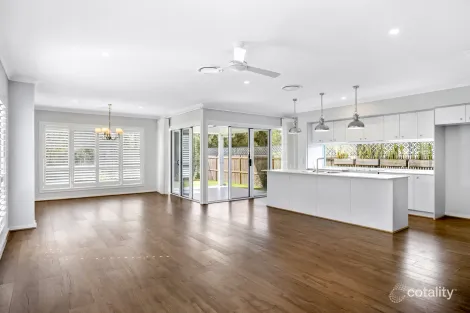 Property photo of 33 Stirling Circuit Pimpama QLD 4209