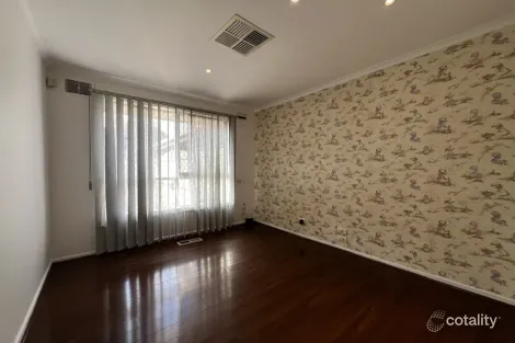 Property photo of 5 Torrens Street Werribee VIC 3030