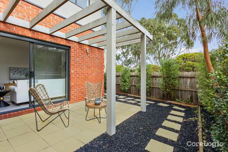 Property photo of 2/129 Windella Crescent Glen Waverley VIC 3150