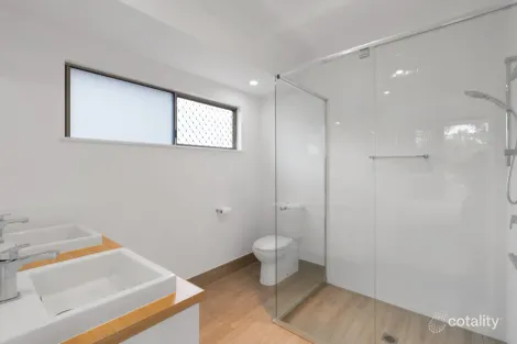 Property photo of 27 Halifax Drive Redlynch QLD 4870