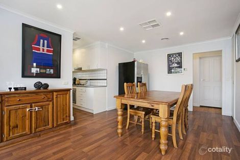 Property photo of 14 Pollard Place Sunbury VIC 3429