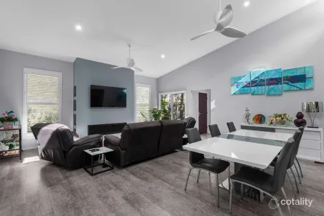 Property photo of 4 Woodbrook Trail Murrays Beach NSW 2281