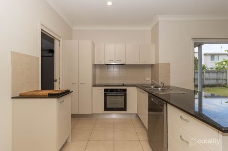 Property photo of 12 Wave Court Toogoom QLD 4655