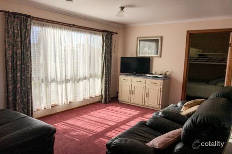 Property photo of 6 Scarlet Runner Road The Pines SA 5577