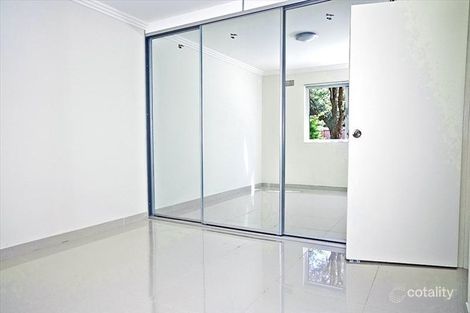 Property photo of 2/30 Brittain Crescent Hillsdale NSW 2036