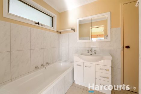 Property photo of 8 Beckbury Court Lysterfield VIC 3156
