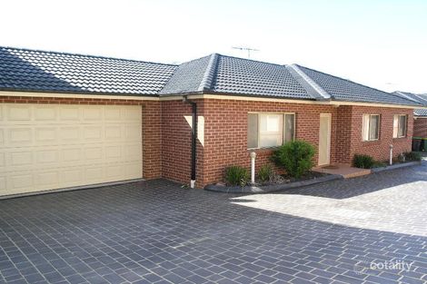 14 Napoleon Rd, Greenacre, NSW 2190