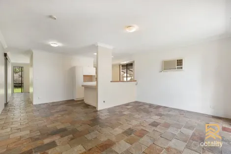 Property photo of 3 Currell Court Parmelia WA 6167