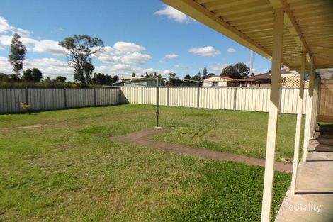 Property photo of 33 Comerford Close Aberdare NSW 2325