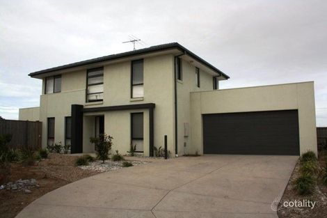Property photo of 39 Mimosa Way Burnside Heights VIC 3023